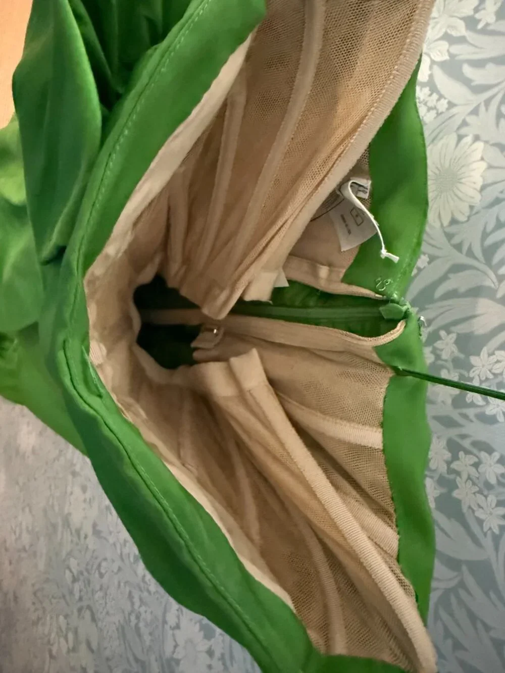 Oscar de la Renta - Green Formal Gown (Size 8 / Medium)